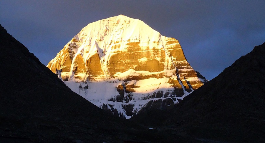 Bí ẩn núi Kailash, thánh địa bất khả xâm phạm nơi cao nguyên Thanh Tạng. Ảnh 1