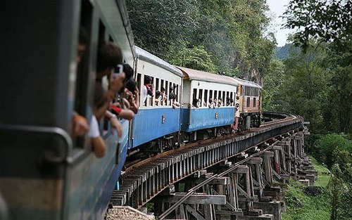 Âm thanh bí ẩn nghe giống tiếng ray tàu hỏa.