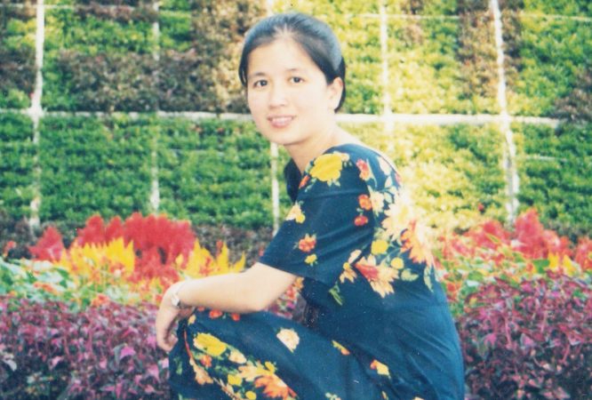Bà Hứa Sâm Sinh, 47 tuổi, đã bị công an ở Đồn công an phố Nhân Dân Tây "thẩm vấn" đến chết. (Ảnh: Minghui)
