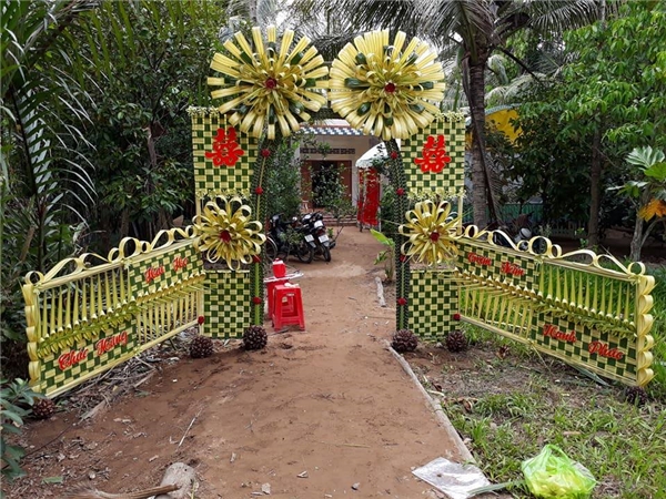 Ngỡ ngàng với những cổng lá dừa "chất phát ngất" của đám cưới Việt.7