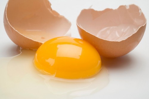  Trứng gà sống có các chất làm cản trở sự hấp thu dinh dưỡng cơ thể