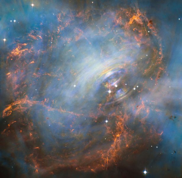 7-Jan-The-moving-heart-of-the-Crab-Nebula