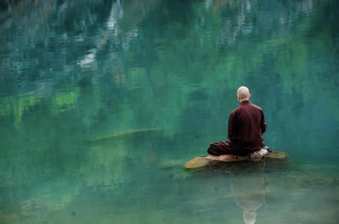 Thiền định là phương pháp con người tu luyện tâm linh, đạt đến giải thoát