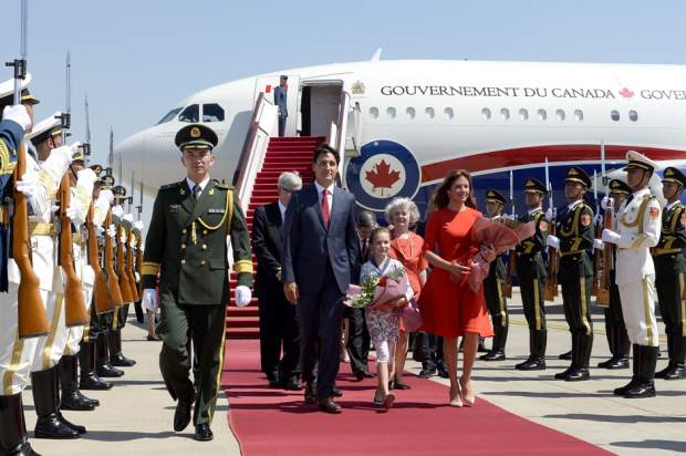 Thủ tướng Canada tới Trung Quốc hôm 30/8/2016.