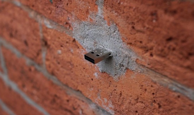 Cổng USB trên tường