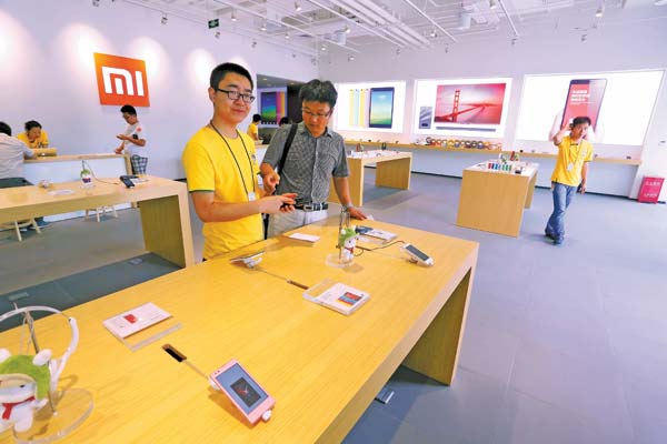 Thứ mà Xiaomi cần sao chép là mô hình kinh doanh và các cửa hàng giống Apple Store. (Ảnh: Internet)