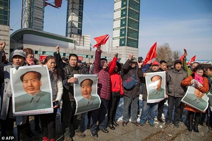 Người Trung Quốc biểu tình đòi tẩy chay Lotte tại tỉnh Cát Lâm, đông bắc Trung Quốc, hôm 5/3. (Ảnh: AFP)