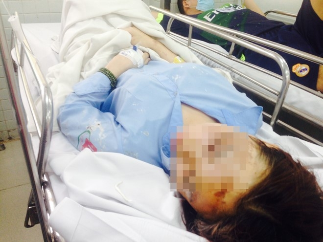 Nữ sinh đang được điều trị tại Bệnh viện Chợ Rẫy.