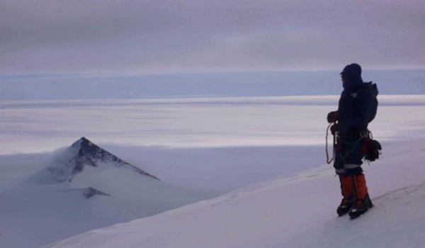 Người thám hiểm Nam Cực.