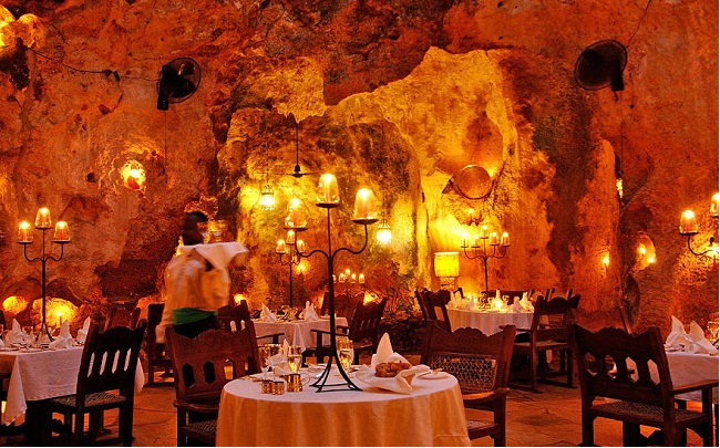 worlds-most-amazing-restaurants-unique-dining-experiences-47-57e5309d1c3a3__880