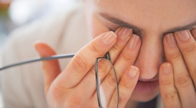 Vì sao nói việc kiểm tra mắt định kỳ đối với bệnh nhân tiểu đường là vô cùng quan trọng?.1