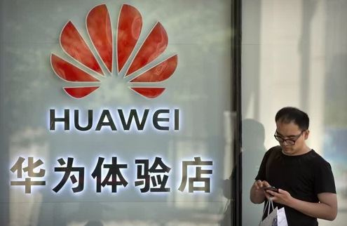 Huawei sa thải toàn bộ nhân viên mang quốc tịch Mỹ ra khỏi trụ sở - H2