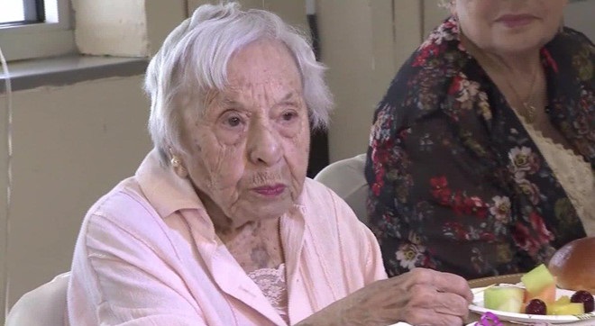 Bí quyết sống thọ của cụ bà 107 tuổi