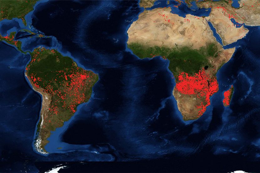 Rừng châu Phi cháy gấp ba lần Amazon