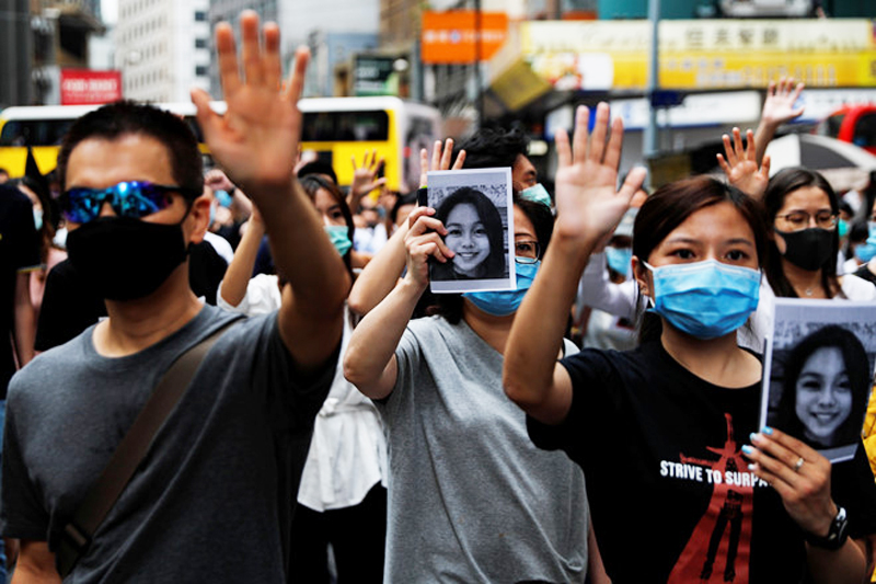 Người biểu tình Hồng Kông tố cảnh sát lạm dụng bạo lực. 