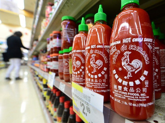 Tương ớt Sriracha của triệu phú gốc Việt bị thu hồi tại Australia-2