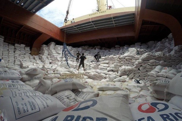 Dịch virus Vũ Hán Trung Quốc bất ngờ tăng mua gạo của Việt Nam
