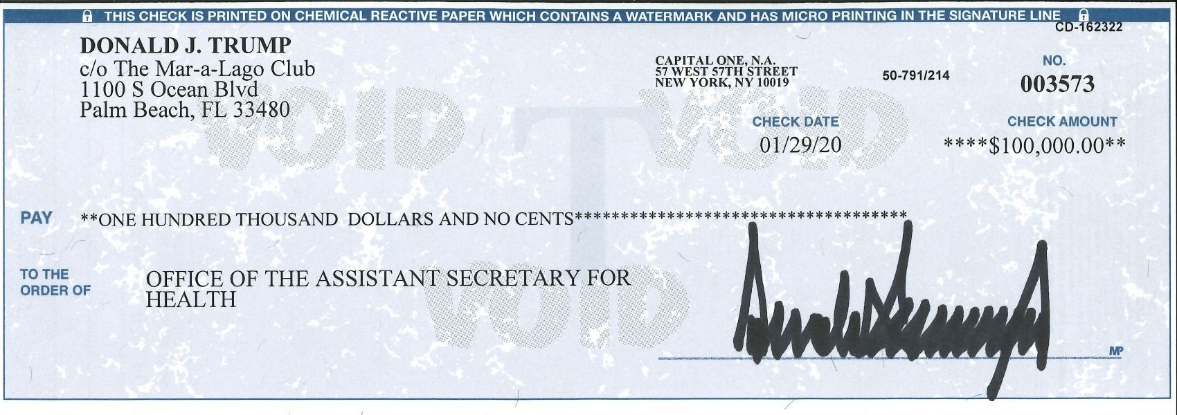 Tấm séc trị giá 100.000USD do Trump đã ký nhận.