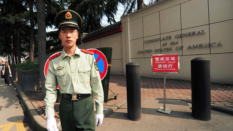 Chính quyền Trung Quốc đã tuyên bố đóng cửa Tổng Lãnh sự quán Hoa Kỳ tại Thành Đô vào ngày 24/7 để trả đũa. 