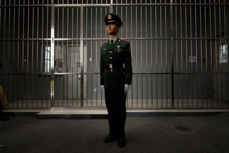 Китайская тюрьма (32 фото)